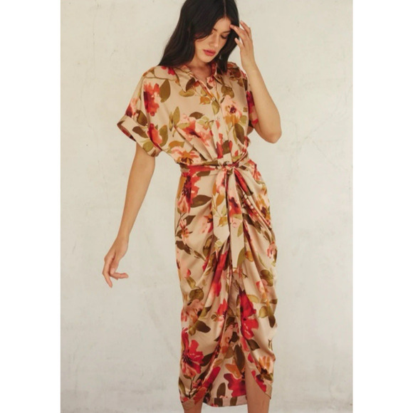 Dress Forum NWT Maxi Praline Bloom Tulip Tie Waist Dress Size M Chic Elegant - Picture 2 of 16